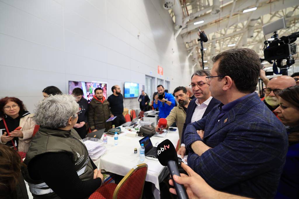 İmamoğlu, Yenikapı lojistik merkezi ziyaretinde konuştu: İnterneti kesenler hukuken hesap vermeli 12